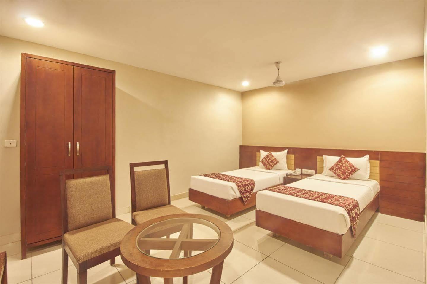 Pleasant Inn Pondicherry Luaran gambar